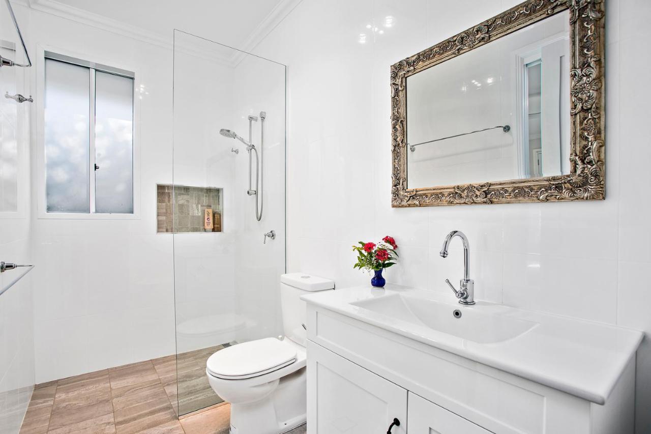 Jetty Splendour Guest Bedroom With Bathroom En-Suite B'Nb Кофс Харбър Екстериор снимка